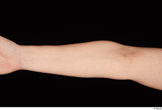 Donna forearm nude 0003.jpg